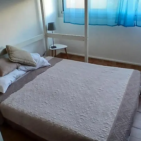 3 Personnes Renove Dans Calme !