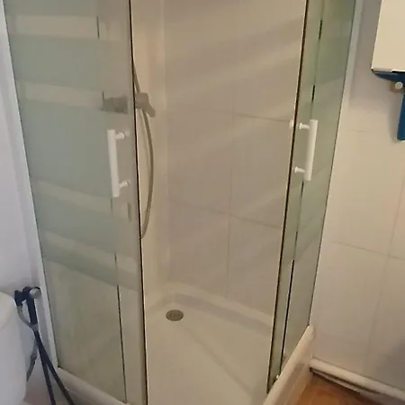 Apartment 3 Personnes Renove Dans Calme ! Agde