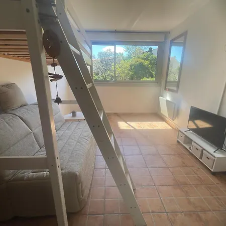 Apartment 3 Personnes Renove Dans Calme !