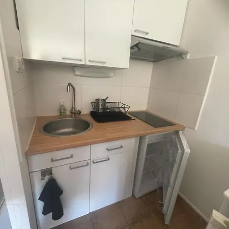 Apartment 3 Personnes Renove Dans Calme !
