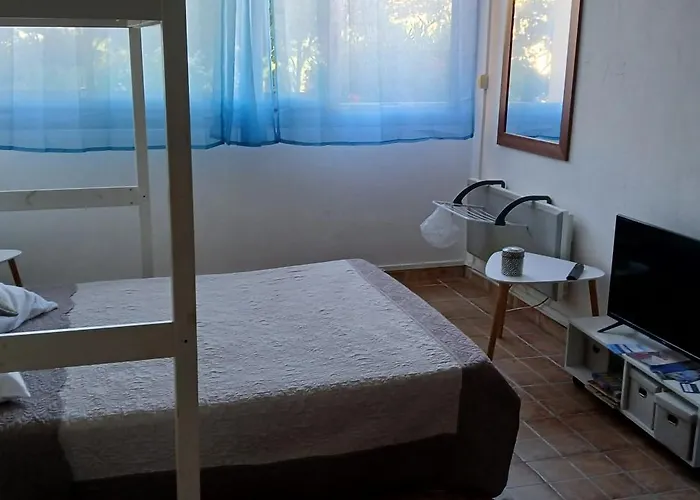 Apartment 3 Personnes Renove Dans Calme ! Agde